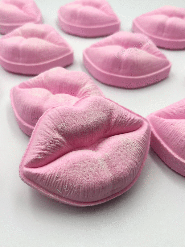 Бомбочка для ванни «Губи»