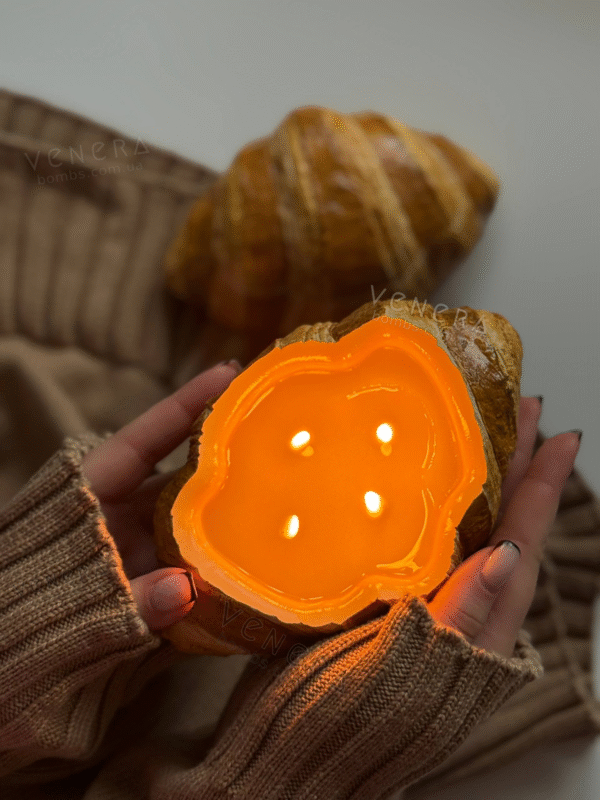 Свічка «Круасан»